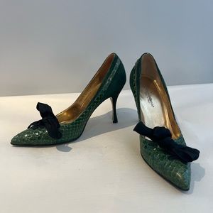 Dolce & Gabbana Rare Green Snakeskin Pump with Silk Bows